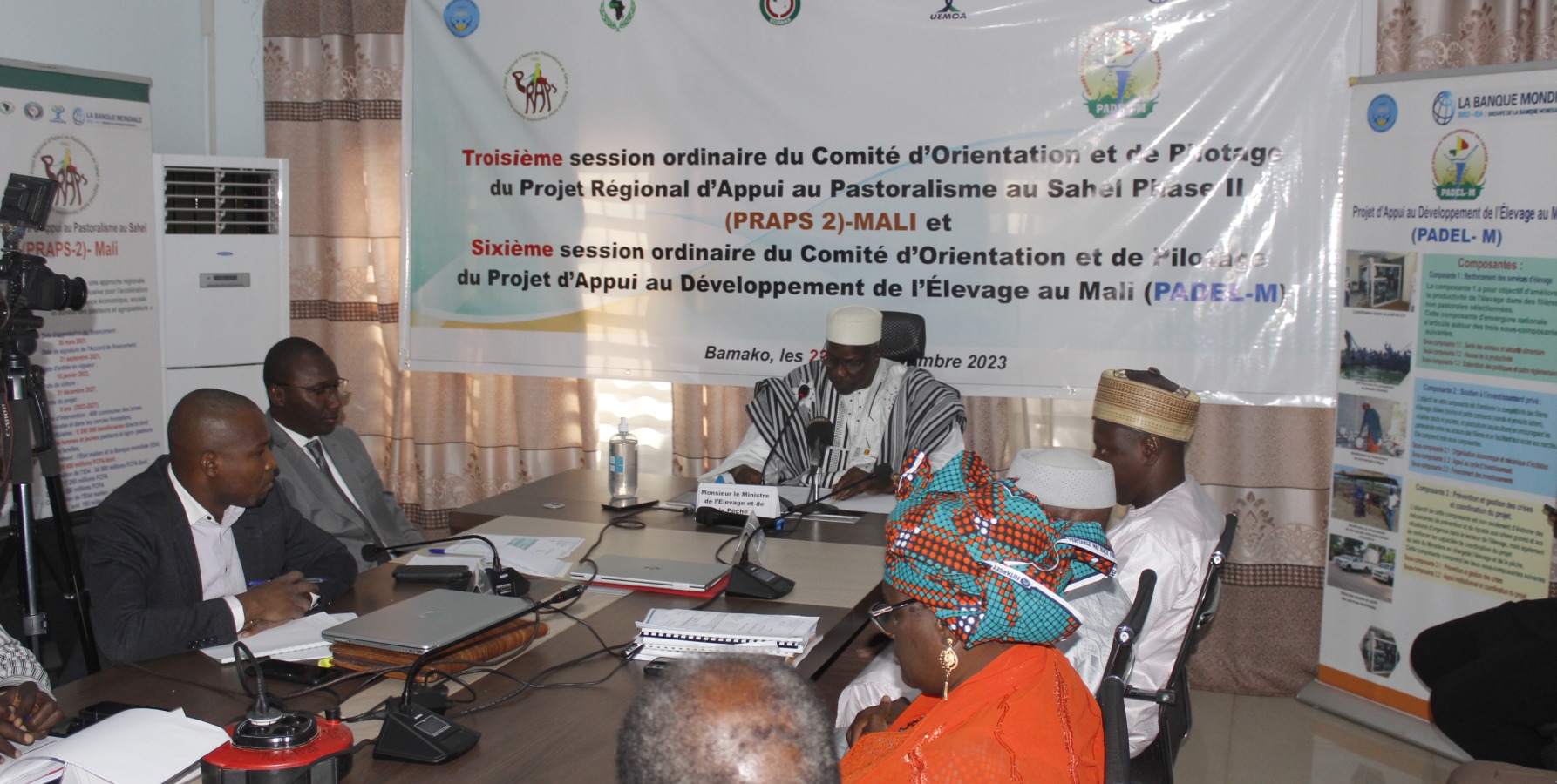 Les Administrateurs des projets PRAPS-2-Mali et PADEL-M en conclave 